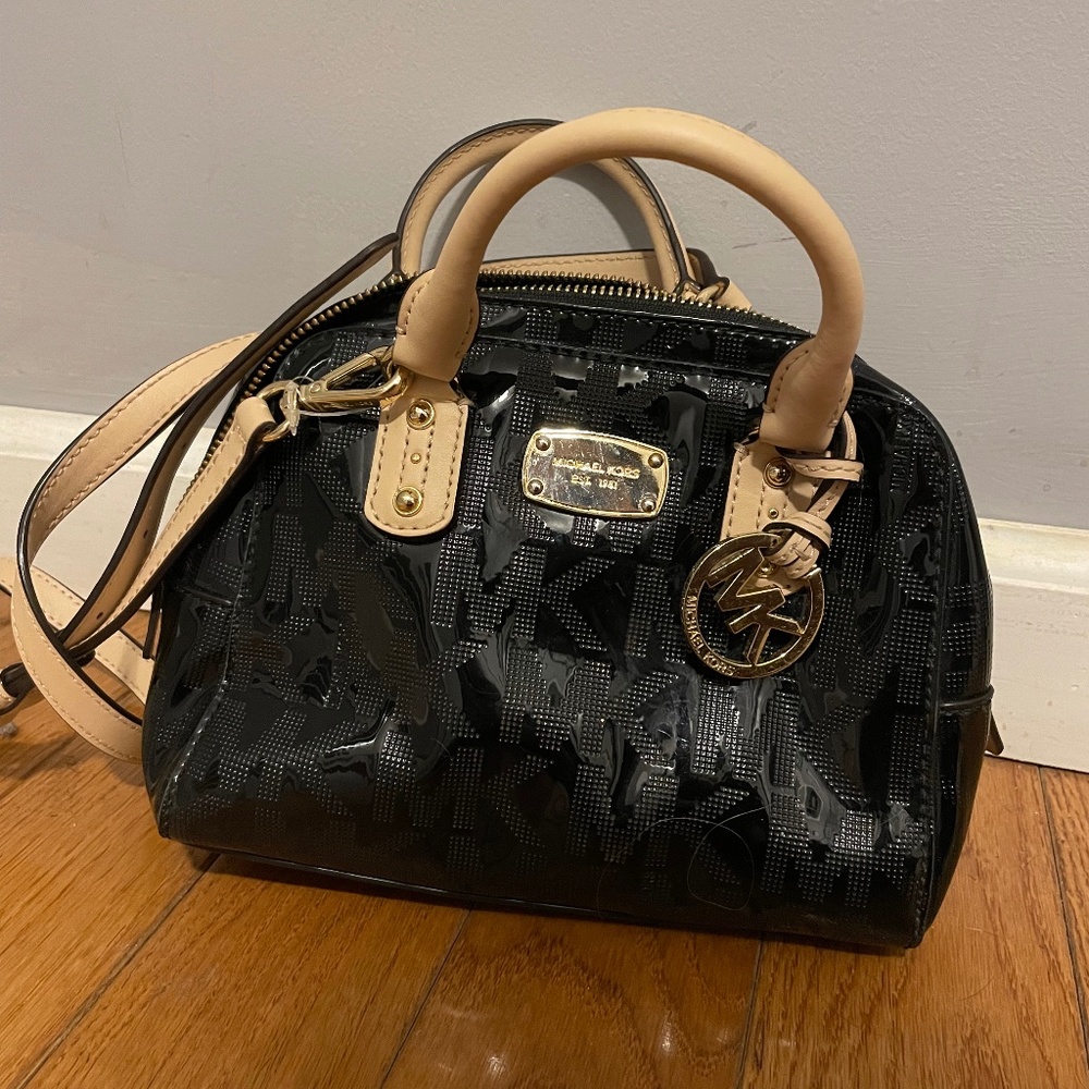 Michael Kors cross body